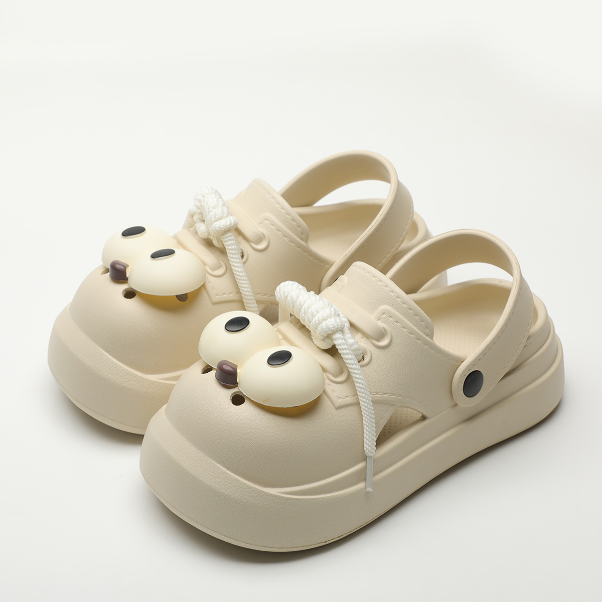 Cute DIY Big Eyes Fashion Clog – Street Fashion Walk Bewertung und Preis