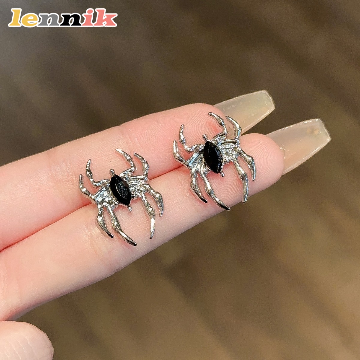 LENNIK Unique Spider Earrings, – Street Fashion Now Bewertung und Preis