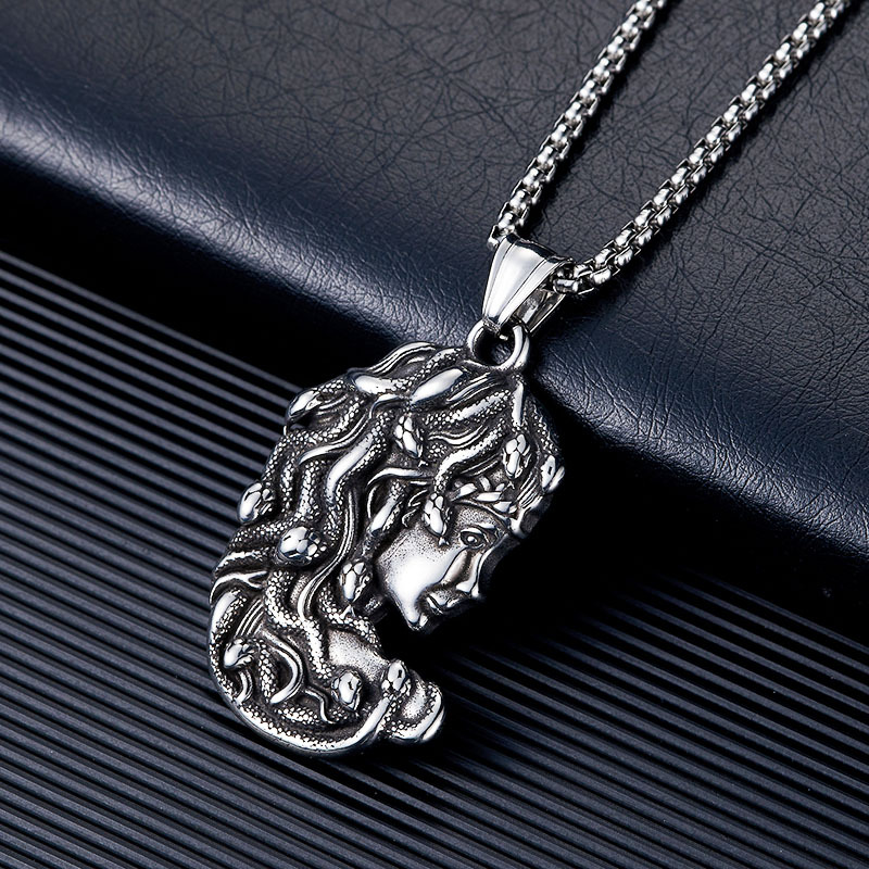 Greek Mythology, Personality,  – Street Fashion Mood Bewertung und Preis